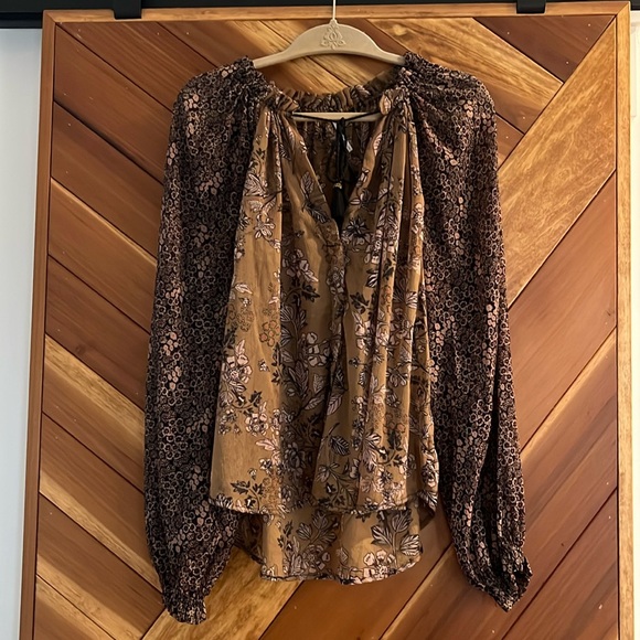 Free People Boho flows Floral Print Top, fall colors, sz. Small - Picture 1 of 11